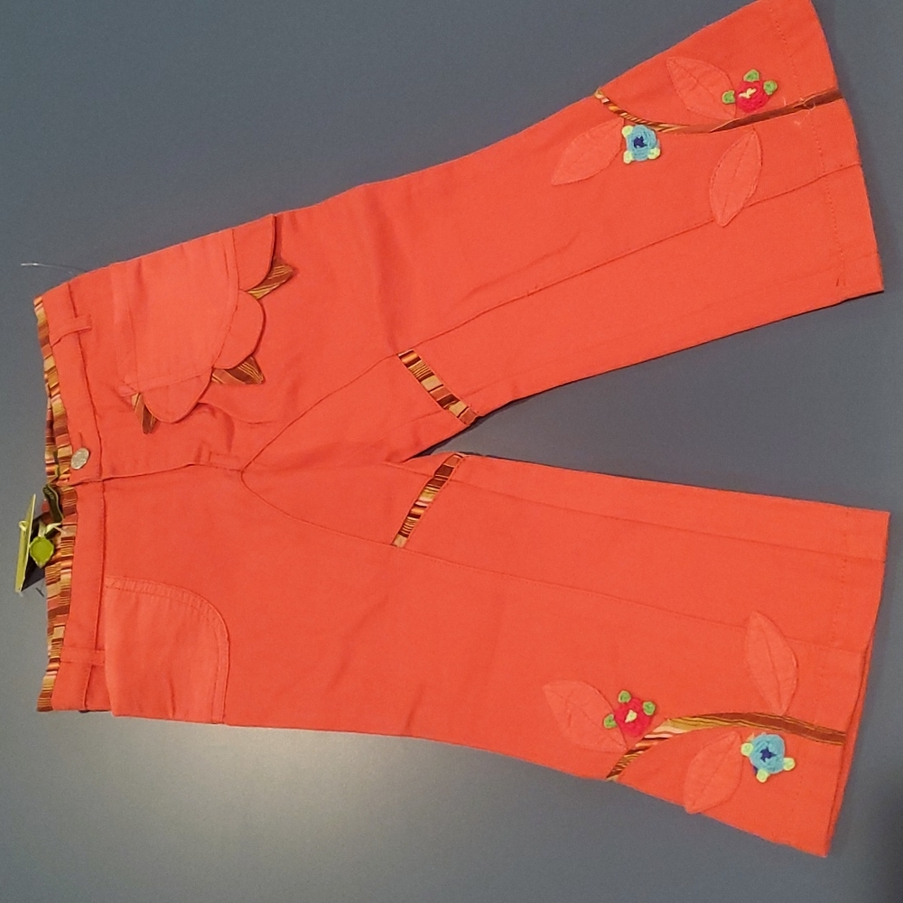 Nwt Oilily girls pants, size 4, 5. European 104